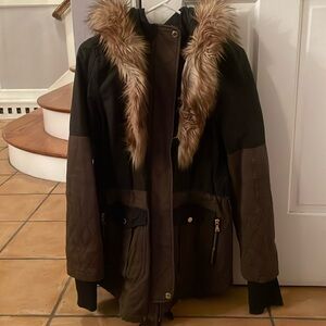 Express jacket fur trim hood size small